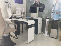 -诺柯视眼镜-蔡司依视路官方工厂店(淞南一店)