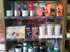 零售区-星巴克(保定华创广场店)