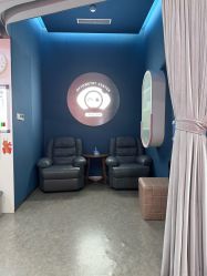 -唯儿诺儿童医院·儿科·眼科(新天地店)