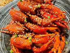 -肥肥虾庄·金牌油焖大虾(首义路店)