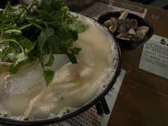 -肥汁米蘭香港米线(定西路店)