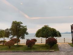 -鹰龙海畔度假酒店(咸祥店)