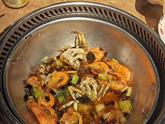 -七欣天香辣蟹火锅(上海银亿滨江店)