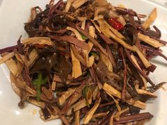 -小厨子私房菜·云南美食店