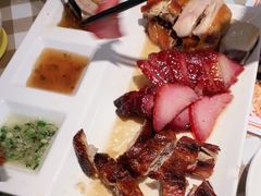 -新大咀港式茶餐厅(宝山万达店)