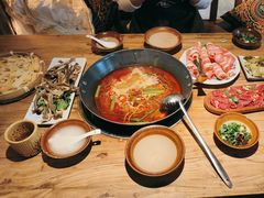 -贵厨酸汤牛肉(汇金星力城店)