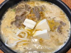 -桥思缘云南过桥米线