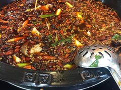 -烧哥美蛙肥肠鱼火锅·十五年社区店