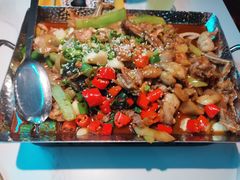 -蛙舍·炭烧牛蛙(东百中心店)