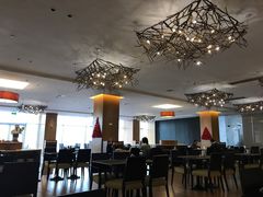 大堂-新地酒店-湖畔自助餐厅
