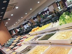 -新艺自助美食城(中山路店)