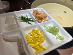 -揽季锅物会·海鲜姿造(五四路店)