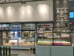 面包甜点陈列柜-拉那巴米 蛋糕定制(世纪东方广场店)