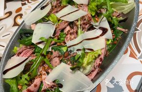 French Confit Duck Salad