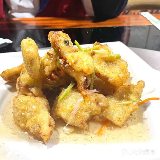 屯里人东北菜(吉泰六路店)