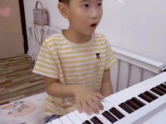 -The ONE 智能钢琴教室音乐恋琴吧·青岛市海玖玖艺术培训学校