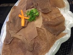 -左庭右院鲜牛肉火锅(金山万达店)