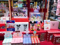 -泡泡玛特POPMART(武汉天地壹方店)