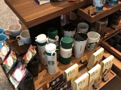 零售区-星巴克臻选(北京颐堤港中心第二店)