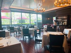 -Wolfgang’s Steakhouse 沃夫冈牛排馆(上海白玉兰广场店)