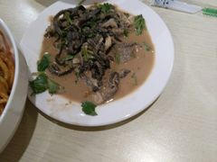 -黑八私房老北京炸酱面