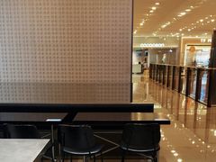 -M Stand(港汇恒隆广场店)