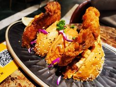 -Let'sBURGERplus·非常创意汉堡(三里屯店)