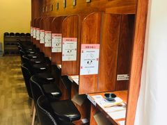 等位区-独食火锅·半米屋台(直营总店)