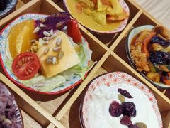 -轻蔬不用等·素食(江苏路店)