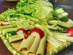蘸酱菜-老关东铁锅炖(海甸三东路店)