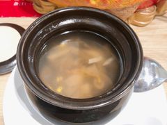 -花馬肆.云南过桥米线(汉神购物广场现场熬汤店)