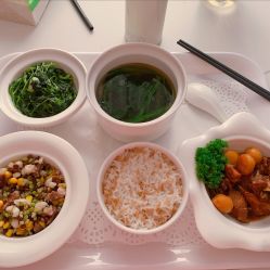 -乐茵敔山湾月子中心(独栋湖景店)