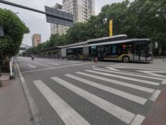 -清能·清江酒店(夷陵广场CBD中心店)