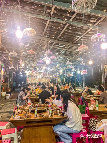 重庆本地人都来扎堆吃人多的火锅才好吃️