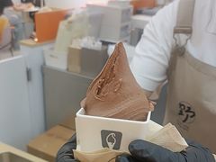 圣多明戈黑巧-野人先生现做冰淇淋(北京环宇荟店)