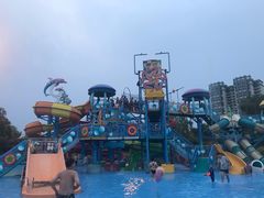 -欢乐水魔方水世界