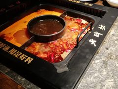 -老牌坊云南鱼豆花火锅(哈西万达店)
