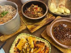 -有红鸡毛店·川菜(建设路店)