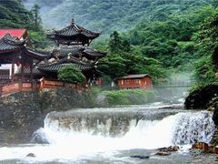 -西岭雪山大飞水景区