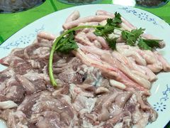 猪骨髓拼天衣无逢-华哥新鲜猪精品美食