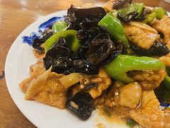 过油肉炒口蘑-德顺源(玉泉区印象江南店)