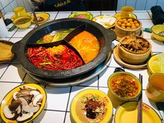 -巴卤社老火锅(财富店)