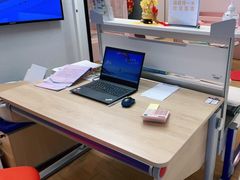 -moll学习桌椅(上海久光百货店)
