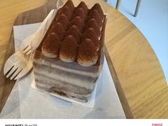 -星巴克臻选(上海合生汇1F店)