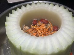 -得意咚瓜·顺德鱼生·冬瓜火锅(深圳首店)