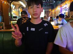 -喜鹊音乐酒馆(西街店)
