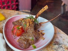 香烤羊排-BROWNSTONE布朗石西班牙餐厅(富城店)