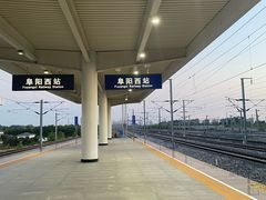 -东关回民小吃一条街(颍河西路店)