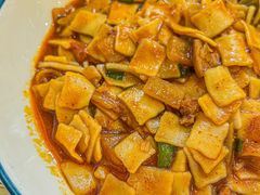 -金城老碗牛肉面揪面片(华邦店)