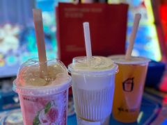 -须尽欢·冰淇淋&中国茶(翔殷路店)